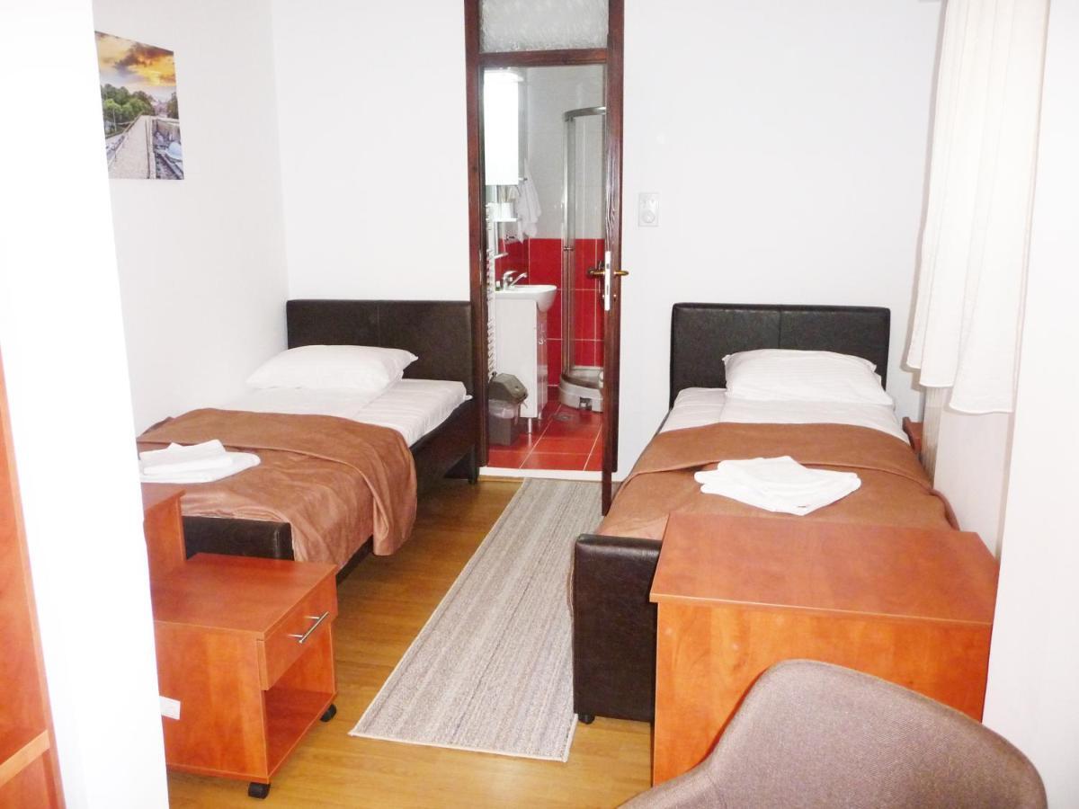 Sobe Rooms Aleksandar Ниш Экстерьер фото