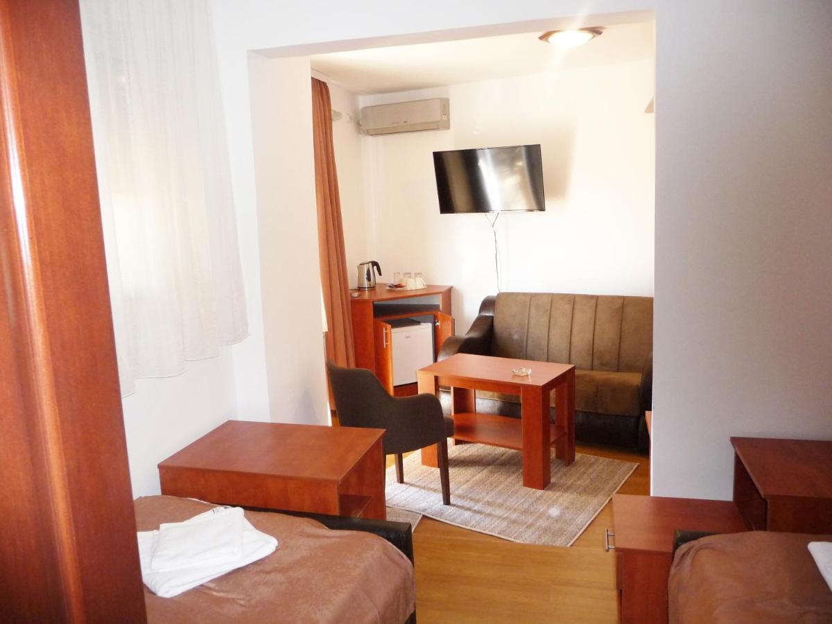 Sobe Rooms Aleksandar Ниш Экстерьер фото
