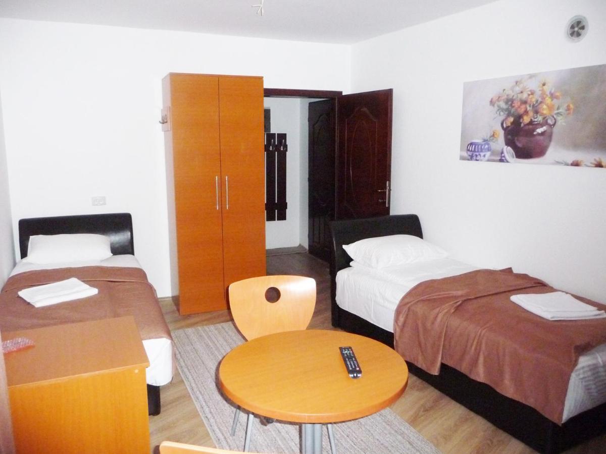 Sobe Rooms Aleksandar Ниш Экстерьер фото